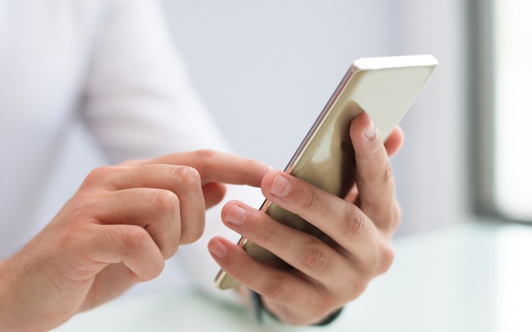 Registro de Teléfono en México: Mexicanos Deben Asociar su Número a su CURP para Evitar el Bloqueo