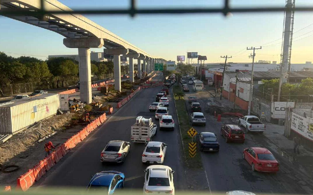 Caos Vial en Guadalupe, Nuevo León: Paso Elevado Cerrado en Avenida Miguel Alemán