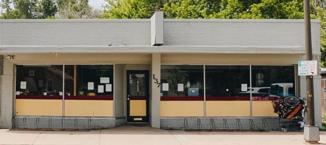 Loveland Expande Espacios Nocturnos con Nuevas Carpas FEMA ante Crisis de Vivienda