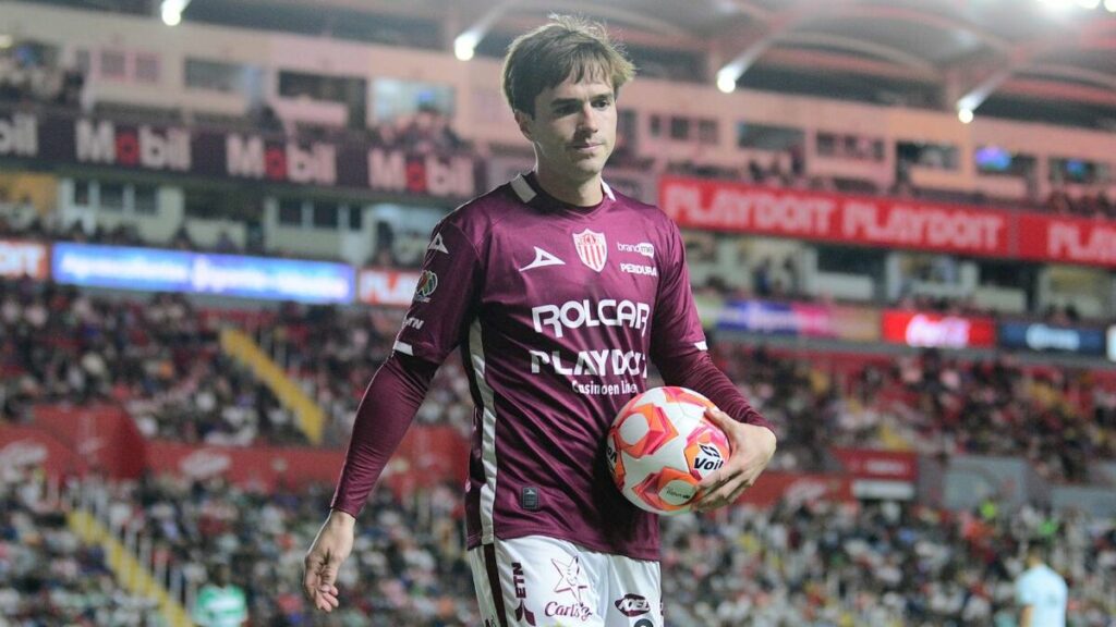 Necaxa Lanza Playera Edición Limitada de Deadpool: Precio y Cómo Comprar en México