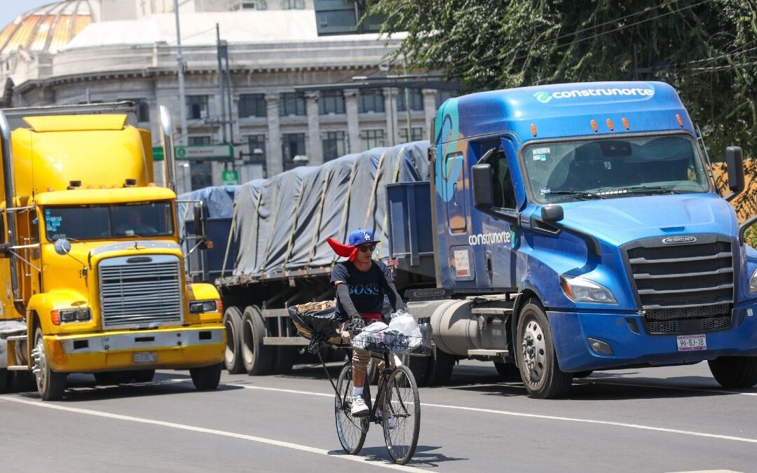 Hoy No Circula en CdMx y Edomex: Descubre qué autos descansan este sábado 13 de diciembre 2025