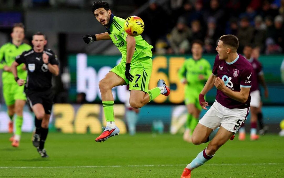 Fulham Rompe su Racha Negativa en la Premier League Contra Burnley; El Desempeño de Raúl Jiménez