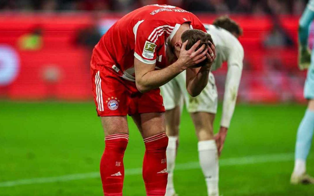 Bayern Múnich Lucha por un Empate contra el Colero de la Bundesliga