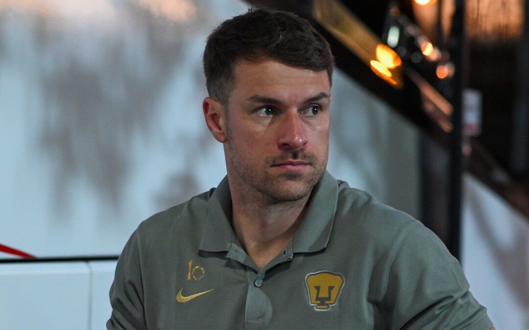 Aaron Ramsey revela que Pumas le rescindió su contrato a pesar de su recuperación
