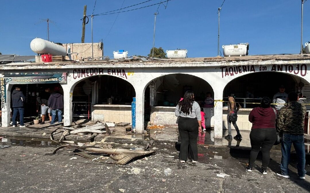 Explosión por fuga de gas en Durango destruye locales comerciales y deja un herido