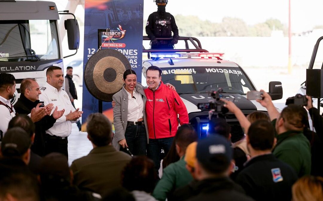 Esteban y Betzabé Mejoran Servicios Públicos con Nuevos Camiones y Patrullas en Gómez Palacio