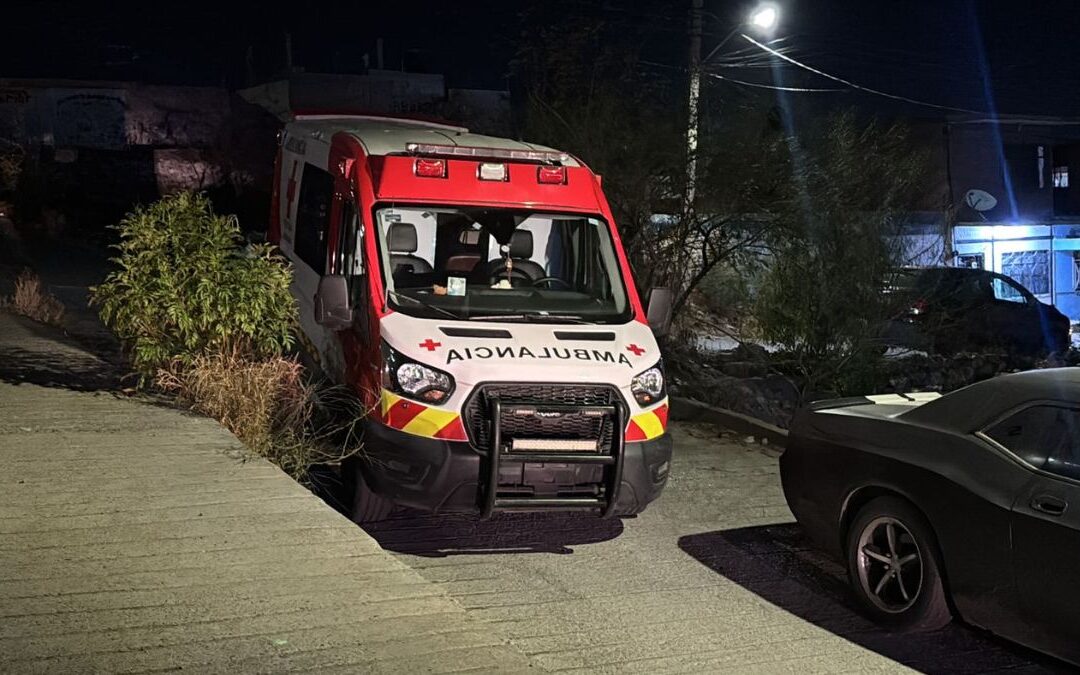 Menor de Edad en Torreón Sufre Accidente al Intentar Abrir una Lata con un Cuchillo