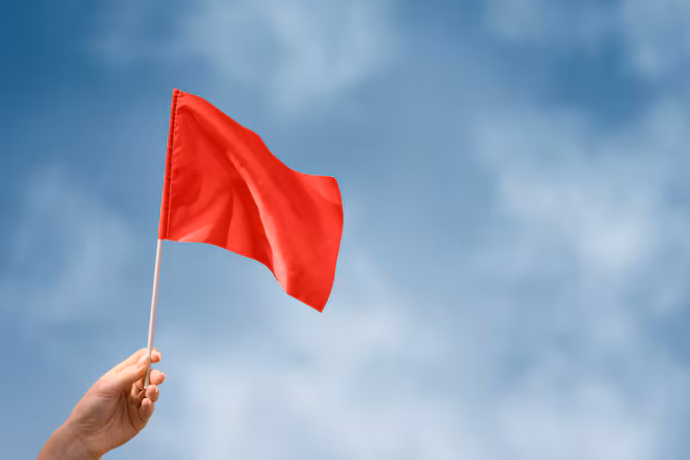 Alerta Roja por Vientos de 100 mph: Riesgo Extremo de Incendios en el Front Range