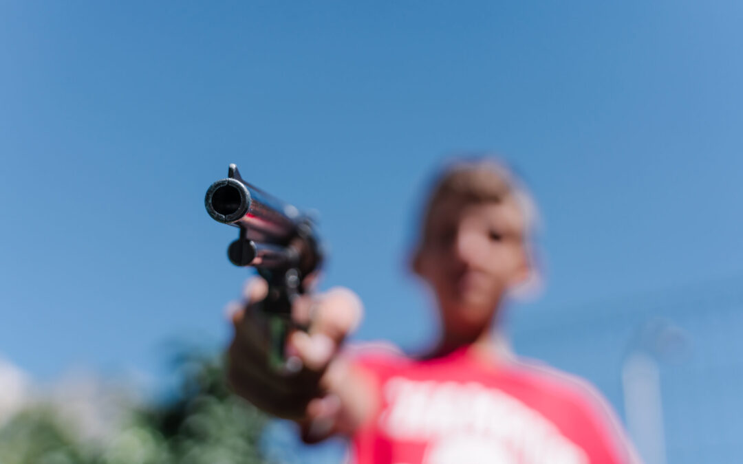 Arrestos de Menores por Armas Aumentan un 36% en Wichita en 2025