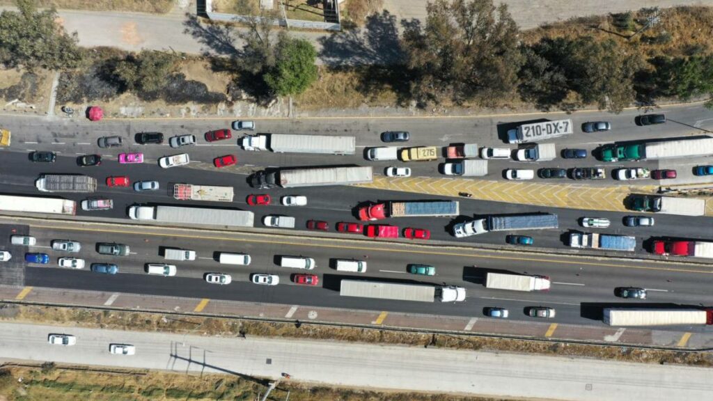 Últimas Noticias de la Autopista México-Puebla: Cierres y Choques en Vivo