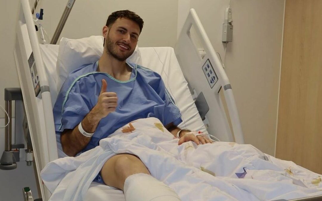 Entrenador del Milan confirma la baja de Santiago Gimenez para toda la temporada