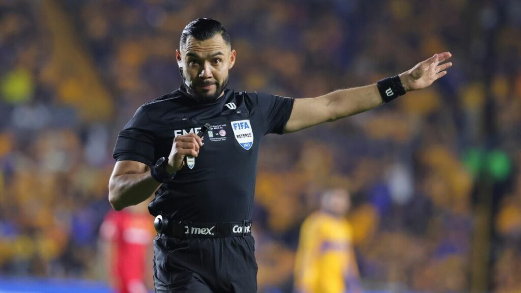 Pollo Ortiz: ‘Los equipos de fútbol están vetando árbitros, lo que podría llevar a contratar extranjeros’