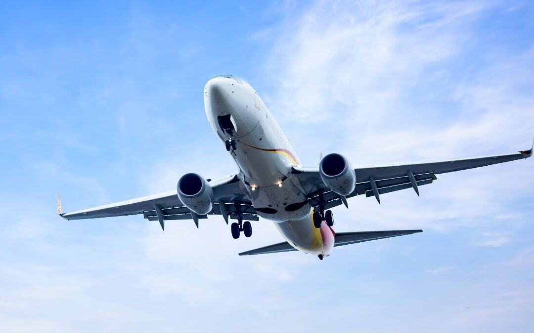 Vuelo Desviado de Madrid a Monterrey: Muerte de Pasajero Causa Desvío a Canadá