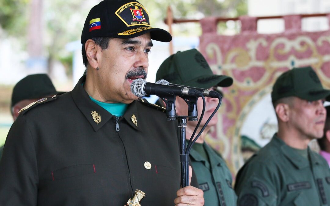 Detención de Nicolás Maduro y Su Esposa por Estados Unidos Tras Crisis en Venezuela