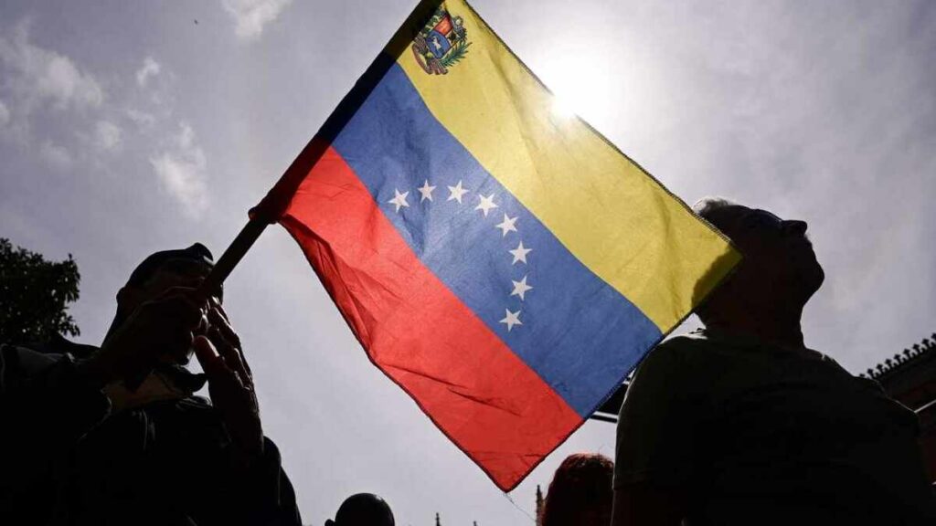 Primera imagen de Nicolás Maduro bajo custodia: Revelaciones impactantes