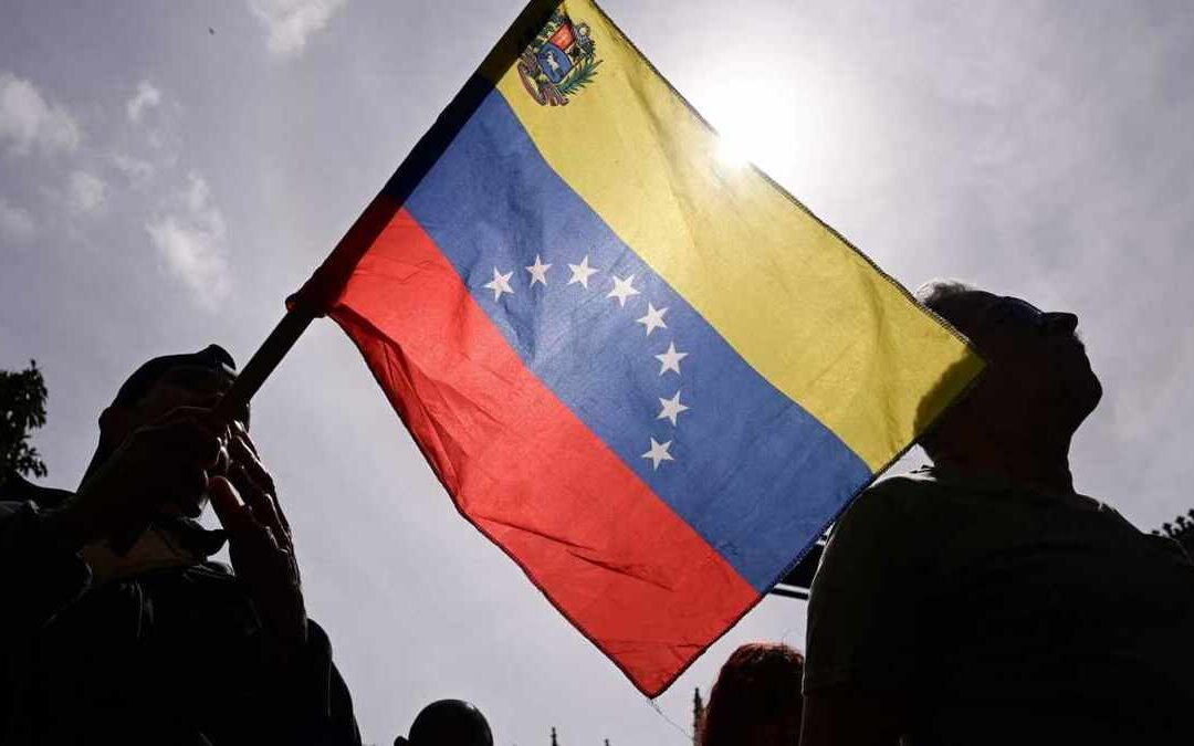 Primera imagen de Nicolás Maduro bajo custodia: Revelaciones impactantes